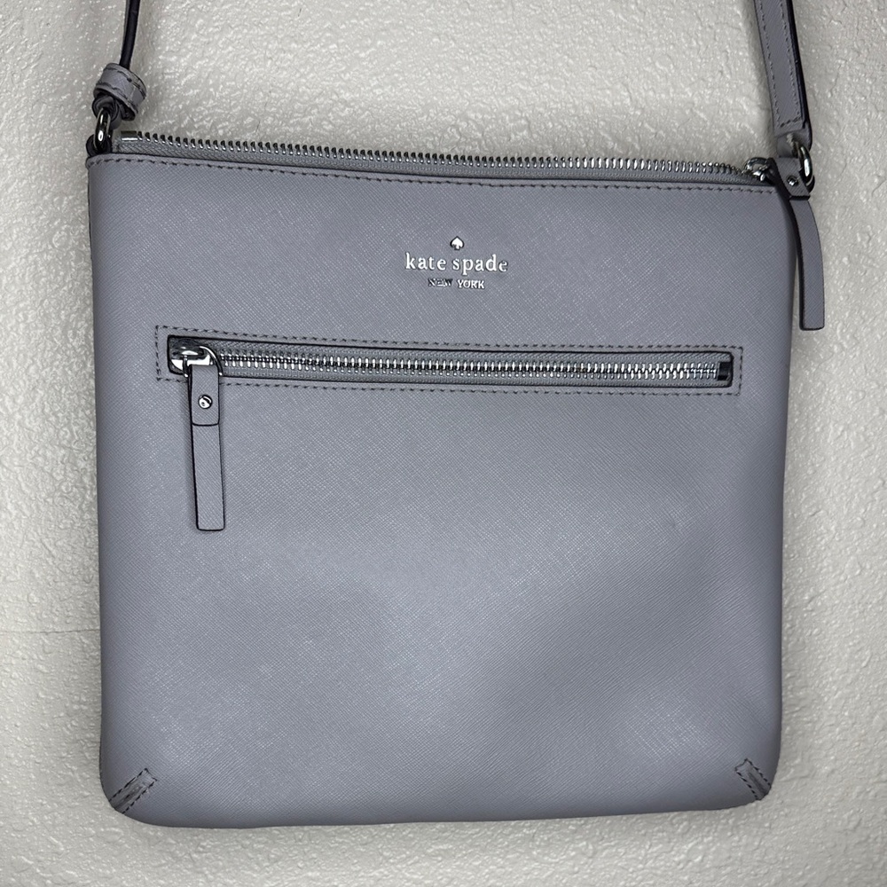 Kate Spade Light Gray Shoulder Bag